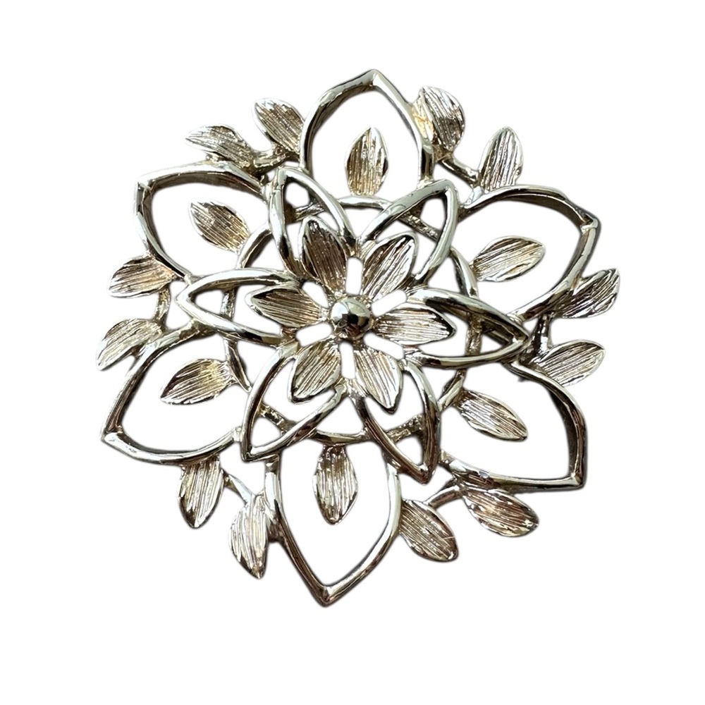 Sarah Coventry Stamped Gold-tone Brooch